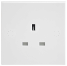 BG White Square Edge 1 Gang Unswitched Socket