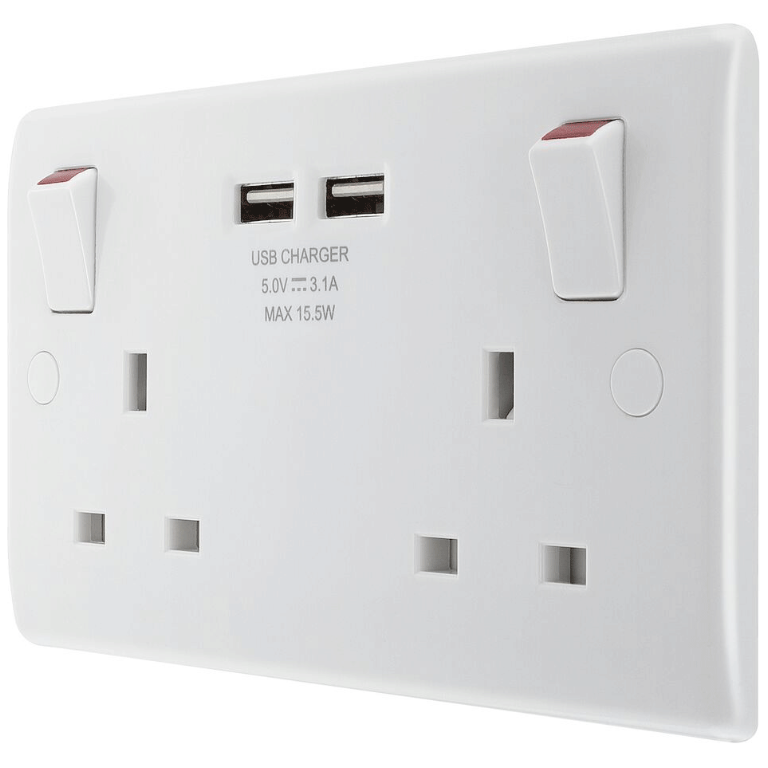 Switched Socket 13A 2 Gang USB White